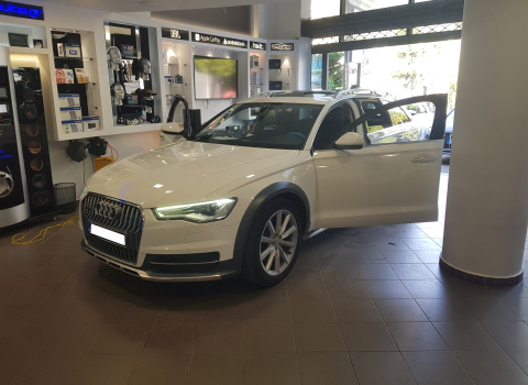 Audi A4 2016, Wireless Apple CarPlay / Android Auto