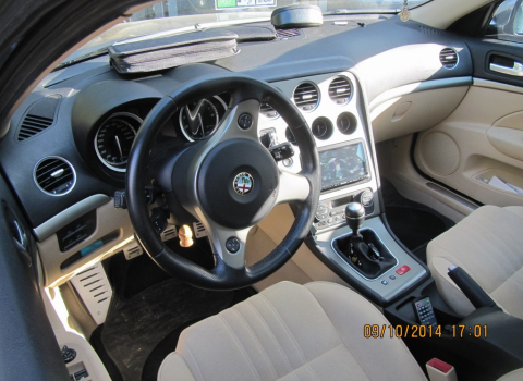 Alfa Romeo 159. Car Cinema Navigation Kenwood.