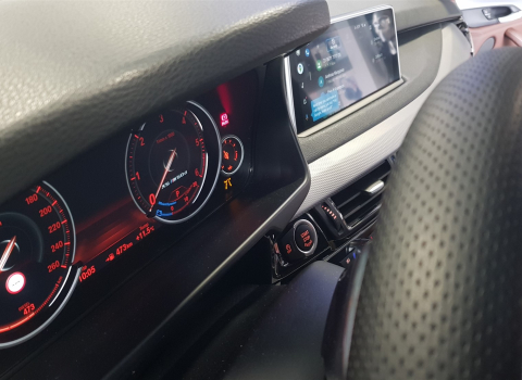 Bmw X5 F-15 M. Android Auto, Apple Car Play.