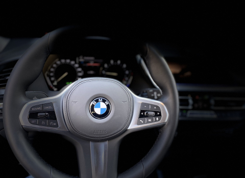 Wireless Apple Car Play, Android Auto, Unique Auto.