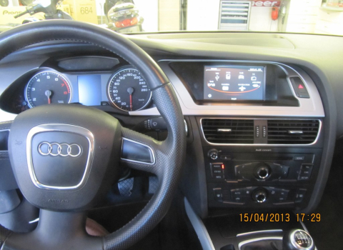 Audi Q5 Car Cinema Navigation-Camera-Bluetooth-Navigation-TV.