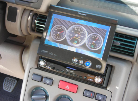 Land Rover FreeLander. Car Cinema Navigation Pioneer Avic-X1BT