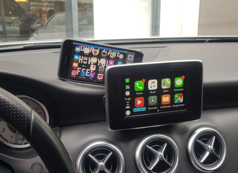 Mercedes A 200 W-176. Unique Wireless Apple Car Play, Wireless Android Auto.