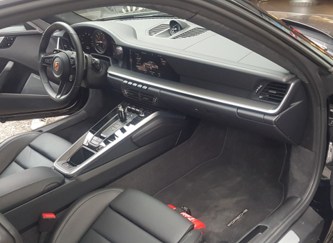 Porsche Carrera 4 S 992