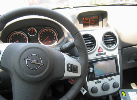 Opel Corsa. Car Cinema Navigation Pioneer AVIC-F900BT.