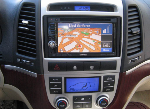   Hyundai Santa Fe Car Cinema Kenwood DNX5220BT Veba.