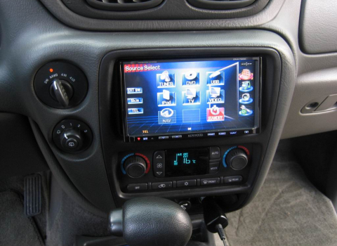  Chevrolet Trail Blazer Car Cinema Navigation Kenwood DNX7200.