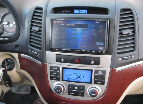 Hyundai Santa Fe Car Cinema Navigation Kenwood DNX7200.