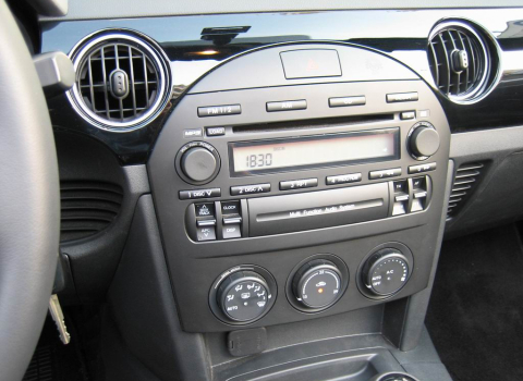 Mazda Miata MX5. Car Cinema Navigation Kenwood DNX7200.