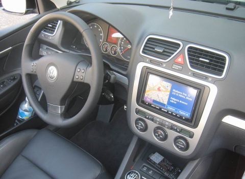 VW Eos. Car Cinema Navigation Kenwood DNX-7200.