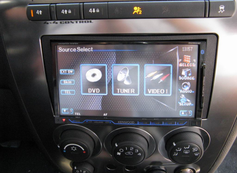 Hummer H3. car Cinema Navigation Kenwood DNX8220BT.