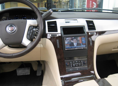  Cadillac Escalade Car Cinema Navigation Kenwood DDX 6029.