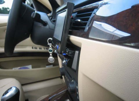 Bmw E 70. Car Cinema navigation Pioneer Avic-X1BT.