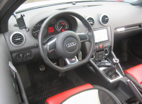 Audi S3. Car Cinema Navigation Kenwood DNX-7200.