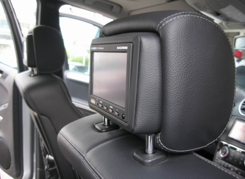 Mercedes ML 350. Car Cinema  Navigation Pioneer Avic-HD3BT-macrom.