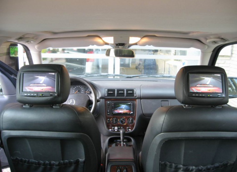 Mercedes ML320. Car Cinema JVC KW-AVX800 - Boa.