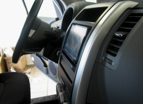 Nissan X-Trail. Car Cinema kenwood DDX8022BT-Navibox.