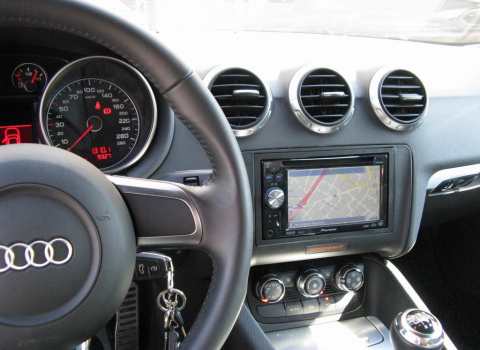 Audi TT Quatro. Car Cinema Navigation Pioneer Avic-F900BT.