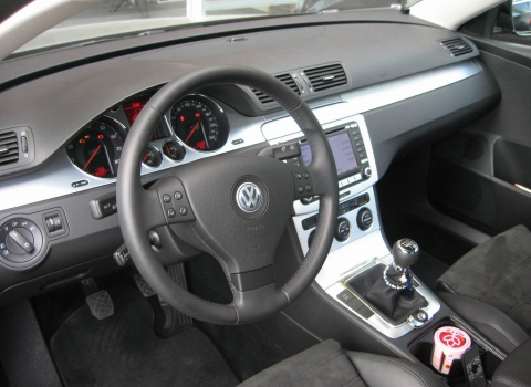 VW Passat. Car Cinema - Video/Audio Input - Oθόνες Boa.