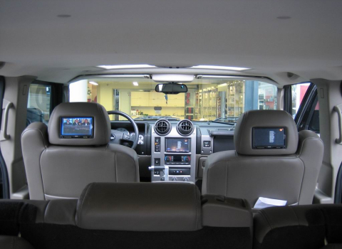 Hummer H2. Car Multimedia Navi Kenwood DDX-6029-Eton-Play Station.