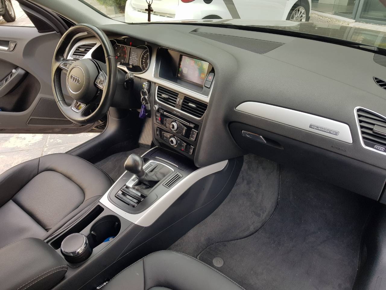 Audi A4 2016, Wireless Apple CarPlay / Android Auto