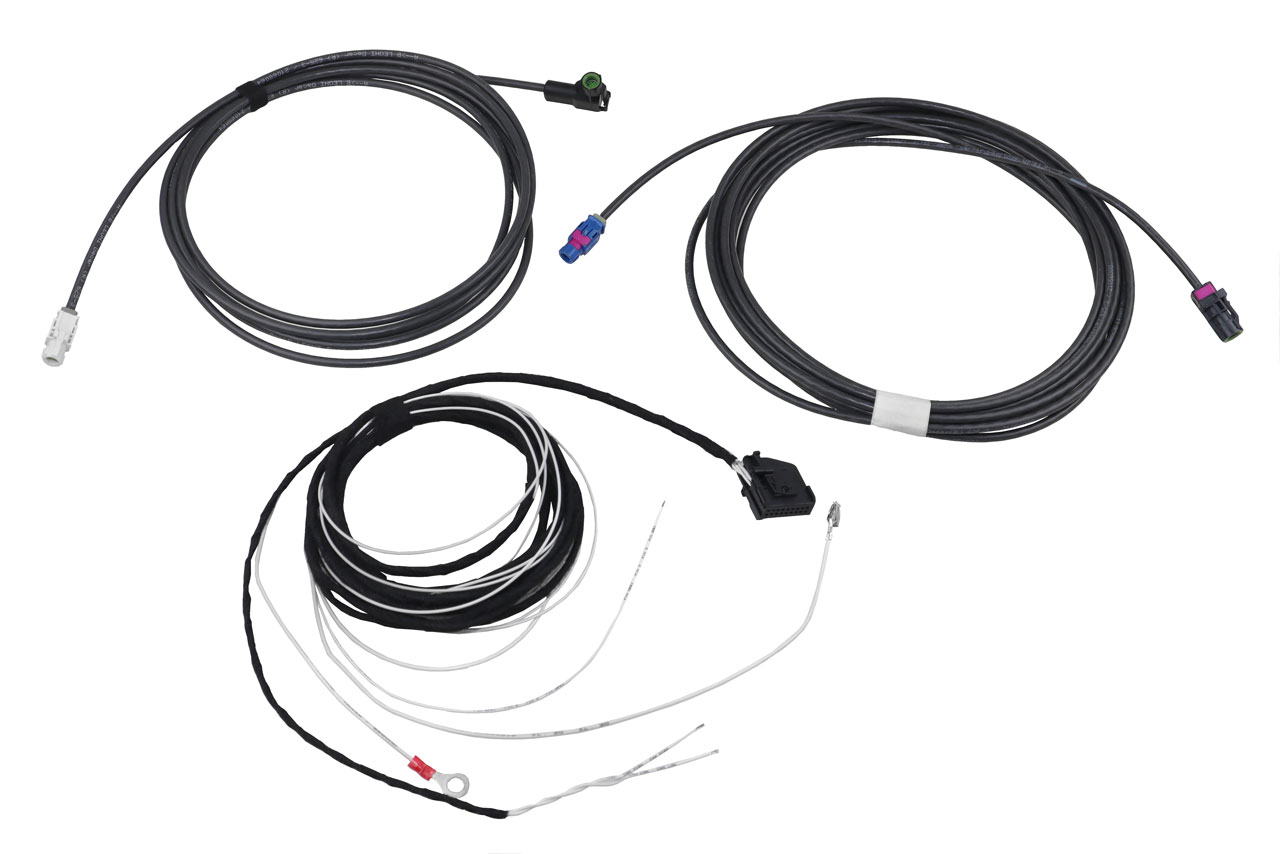 Cable set surrounding camera for MQB
