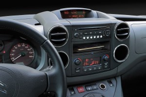 inbay-wireless-charging-citroen-berlingo-2